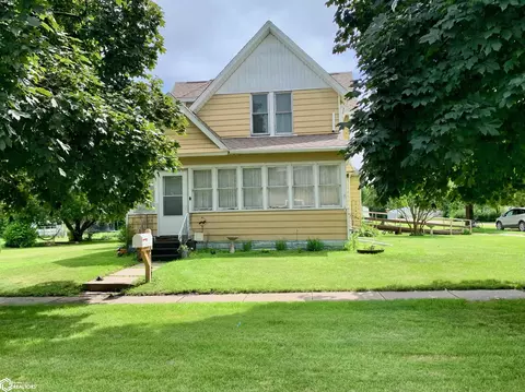 201 N Cedar St, Jefferson, IA 50129