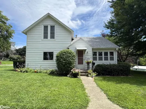 702 E Division St, Audubon, IA 50025