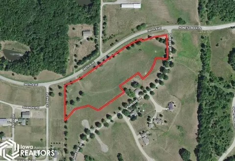 1 Parkside Dr, Moravia, IA 52571
