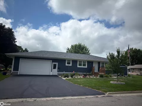 3102 3rd St, Emmetsburg, IA 50536