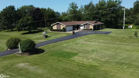1667 346th Ave, Wever, IA 52658