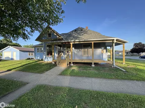 100 W Valley St, Red Oak, IA 51566