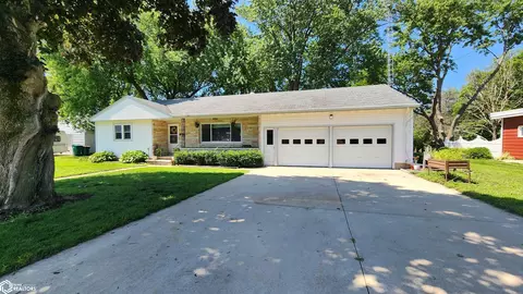 606 N Iowa Ave, Nora Springs, IA 50458
