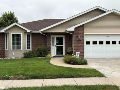 1523 Cambridge Dr, Burlington, IA 52601
