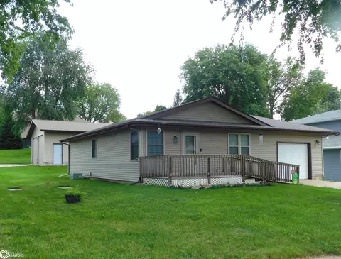 616 N 18th St, Denison, IA 51442