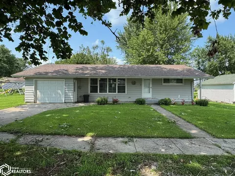 202 Prairie St, Bayard, IA 50029