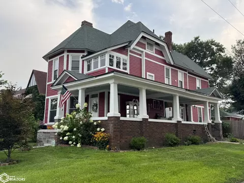 800 Drake Ave, Centerville, IA 52544