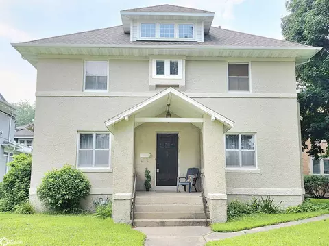 710 N Adams Ave, Mason City, IA 50401