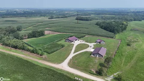 10236 225th St, Moulton, IA 52572