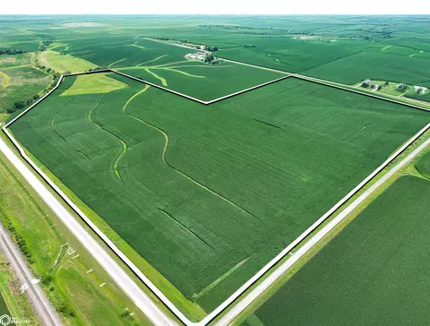 Ia-92 Highway E, Ainsworth, IA 52201