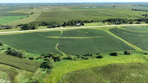 Ia-92 Highway E, Ainsworth, IA 52201