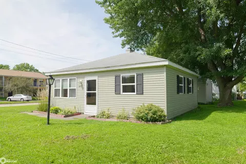 409 Prairie St, West Burlington, IA 52655