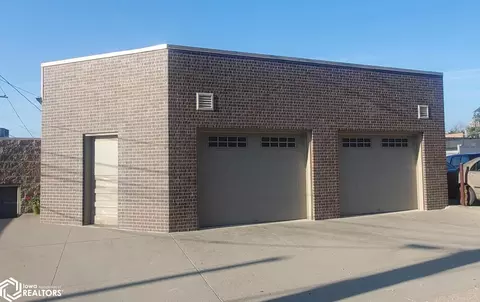 27 S Main St S # B, Denison, IA 51442