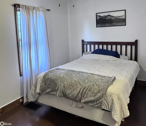 1609 11th St, Eldora, IA 50627 photo 8