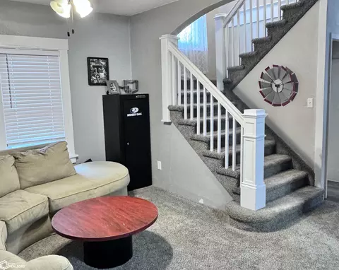 1609 11th St, Eldora, IA 50627 photo 4