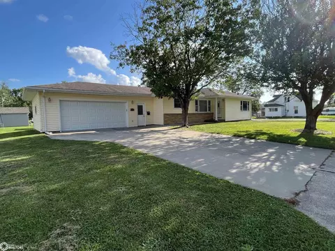 904 D Ave E, Albia, IA 52531