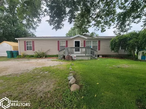 415 Howard St, Stanhope, IA 50246