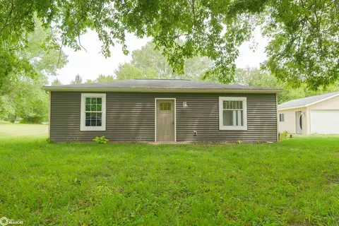 5164 Augusta Main Rd, Wever, IA 52658