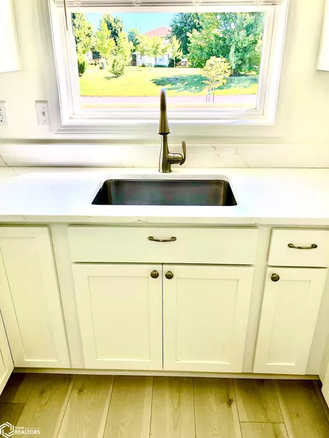Kitchen - 2114 Ruby Ln, Fairfield, IA 52556 photo 1 of 4