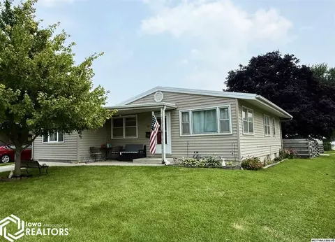 1519 N Adams Ave, Mason City, IA 50401