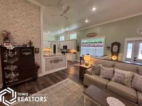 Other - 902 E Washington St, Centerville, IA 52544 photo 5 of 11