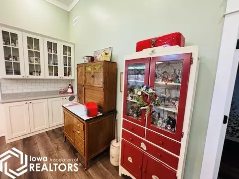 Kitchen - 902 E Washington St, Centerville, IA 52544 photo 5 of 5