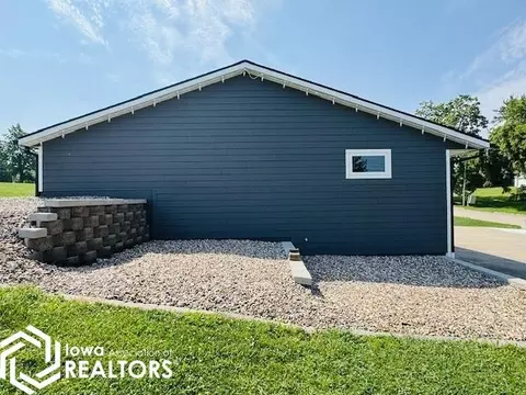 Other - 902 E Washington St, Centerville, IA 52544 photo 4 of 11