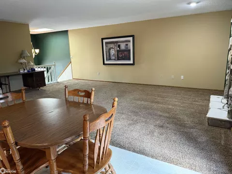Living - 409 E Valley Dr, Carroll, IA 51401 photo 4 of 6