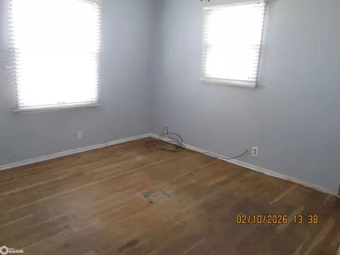 Bedroom - 611 E 18th St, Atlantic, IA 50022 photo 3 of 5