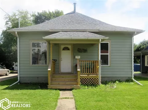 1014 9th Ave E, Oskaloosa, IA 52577