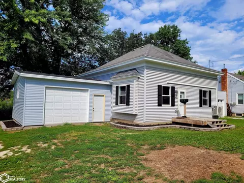 908 S Main St, Sigourney, IA 52591