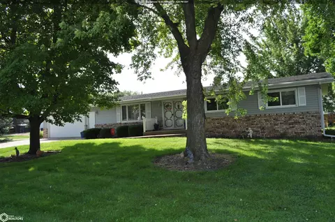 329 E 6th St, Glidden, IA 51443