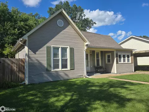 1211 1st Ave E, Oskaloosa, IA 52577