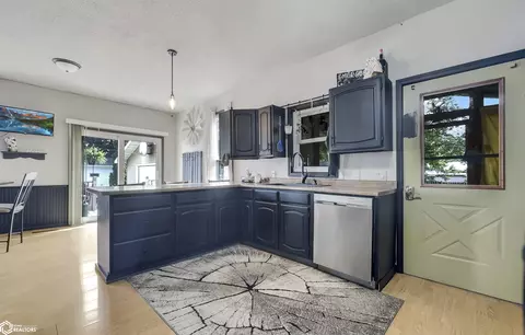 Kitchen - 409 5th St SW, Hampton, IA 50441 photo 1 of 5