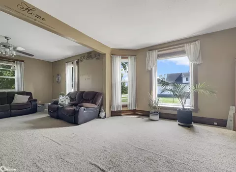 Other - 409 5th St SW, Hampton, IA 50441 photo 3 of 12