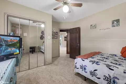 Bedroom - 409 5th St SW, Hampton, IA 50441 photo 4 of 6