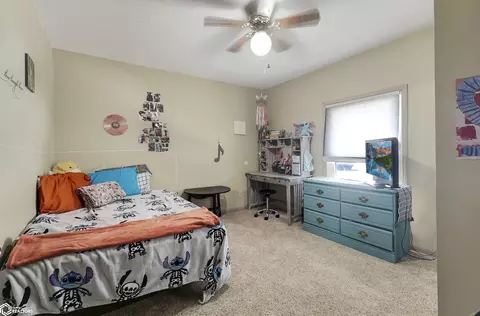 Bedroom - 409 5th St SW, Hampton, IA 50441 photo 3 of 6