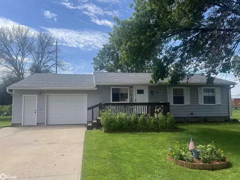 100 Circle Dr, Dakota City, IA 50529
