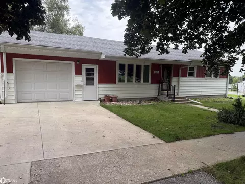 717 6th St, Gladbrook, IA 50635