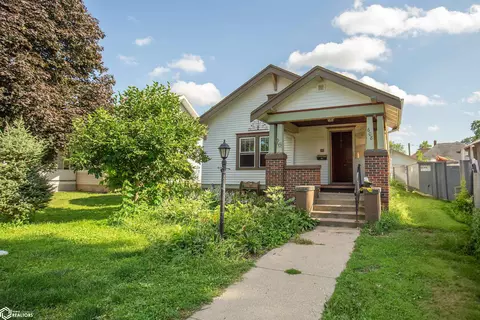 608 Elm St, Algona, IA 50511