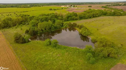 0000 Redbud Ave, Bonaparte, IA 52620