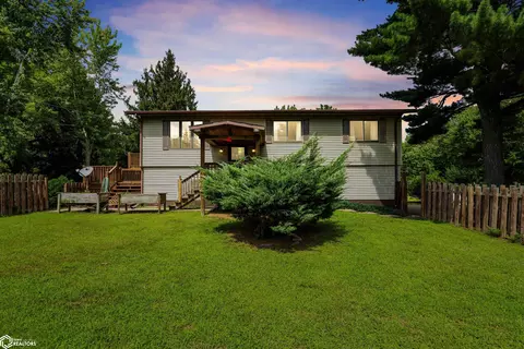 2431 Road 1325 E, Oquawka, IL 61469