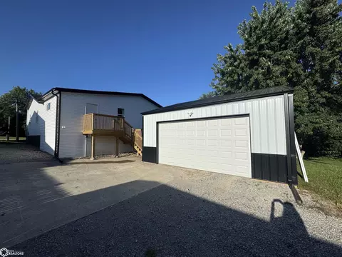 Exterior - 501 E Fair St, Centerville, IA 52544 photo 3 of 5