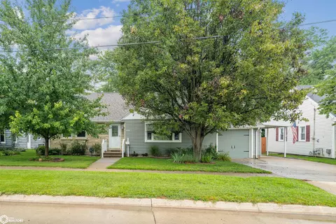 1708 West Ave, Burlington, IA 52601