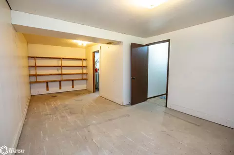 Bedroom - 206 Selma St, Eldon, IA 52554 photo 6 of 6