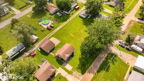 View/Area - 206 Selma St, Eldon, IA 52554 photo 2 of 3