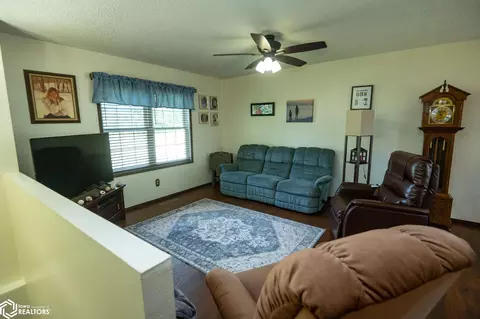 Living - 206 Selma St, Eldon, IA 52554 photo 1 of 3