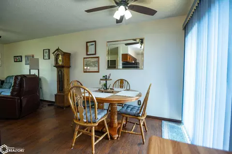 Dining - 206 Selma St, Eldon, IA 52554 photo 3 of 3
