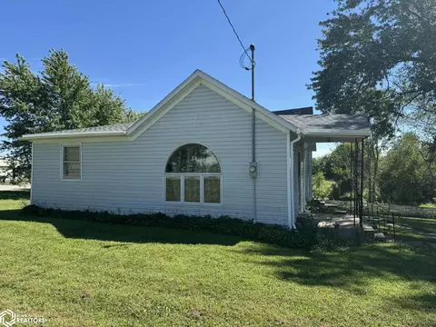 204 Vine, Cincinnati, IA 52549