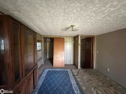 Other - 204 Vine, Cincinnati, IA 52549 photo 3 of 5